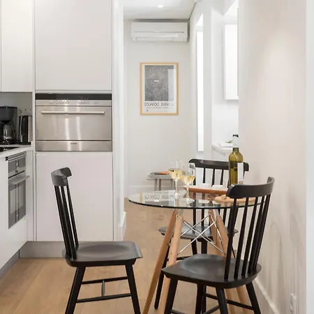 Lsa Bairro Alto By Numa 아파트 *