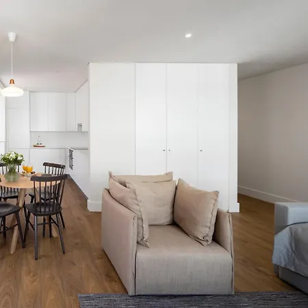 Lsa Bairro Alto By Numa * 리스본