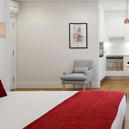 Serviced - Bairro Alto Appartamento *