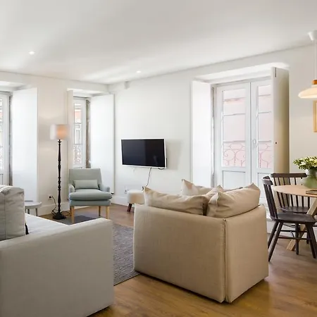 Appartamento Serviced - Bairro Alto Lisbona