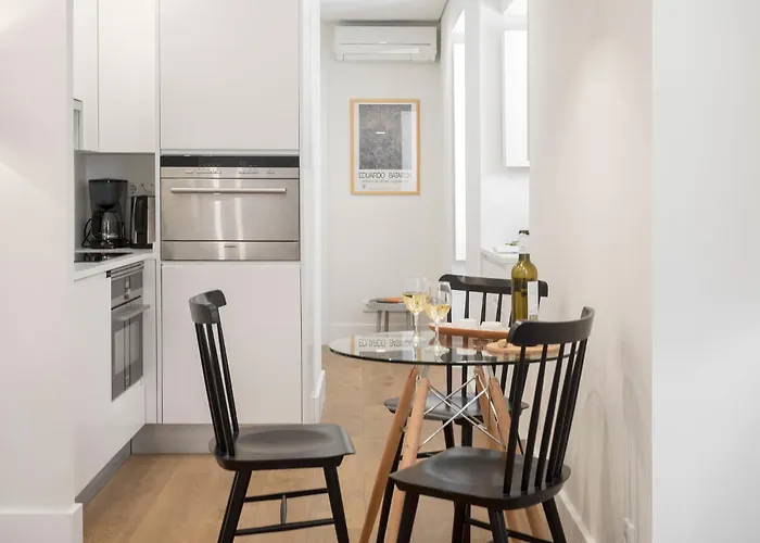 Lsa Bairro Alto By Numa Apartamento *